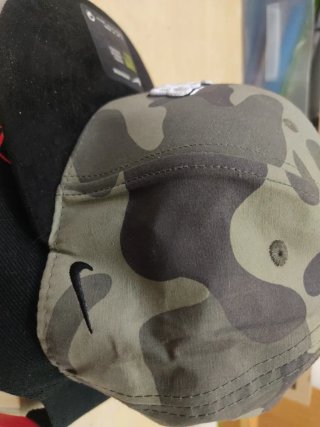 Gorro Nike Heritage86 Camuflaje Negro/Verde