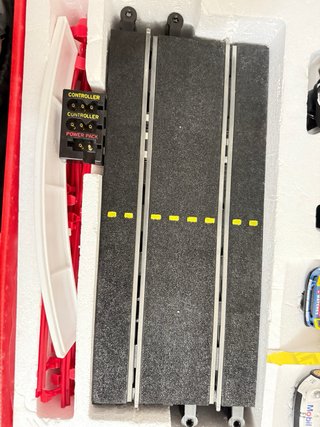 Scalextric Silverstone 1:32