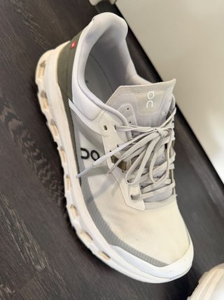 Zapatillas On Running Cloud Talla 43