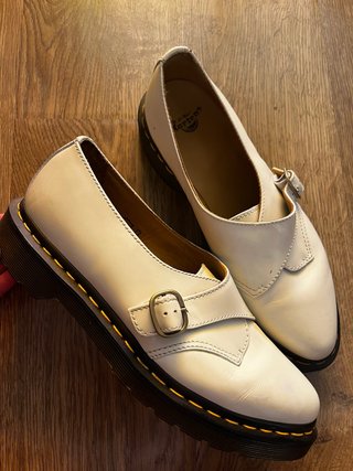 Zapatos Dr. Martens Mary Jane hebilla blancos