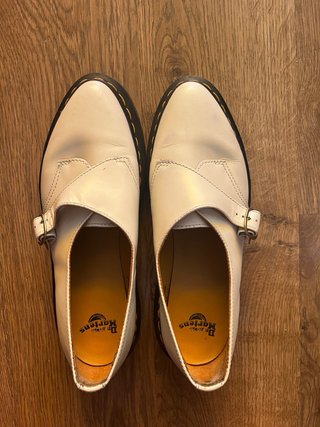 Zapatos Dr. Martens Mary Jane hebilla blancos