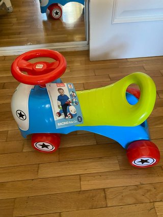 Correpasillos Racing Ride-On Chico
