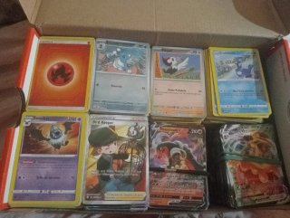 Lote Cartas Pokémon falsas