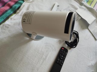 Mini proyector F300 Ben Rui Chi