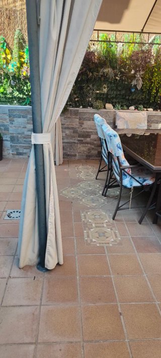 Mesa y 6 Sillas Exterior con Pérgola