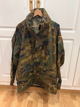 Chubasquero Militar Camuflaje.Hombre.