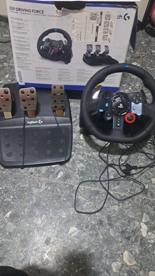 Volante Logitech PS4/PS5