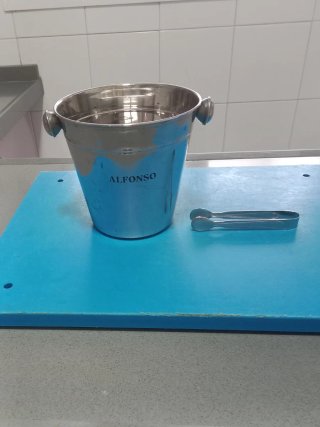 Cubitera Acero Inoxidable con Pinzas Alfonso