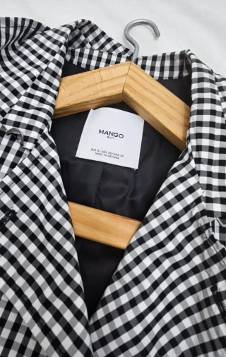 Chaqueta Mango Cuadros Blanco y Negro