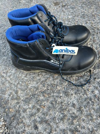 Zapatos de seguridad Anibal negros y azules