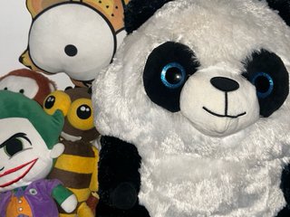 Oso de peluche grande y pequeños