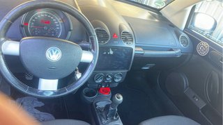 Volkswagen Beetle 2005