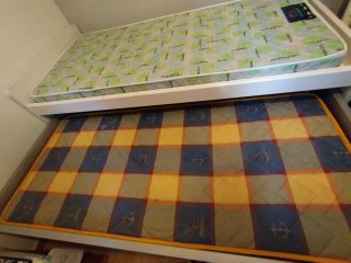 Cama nido con 2 colchones 100€