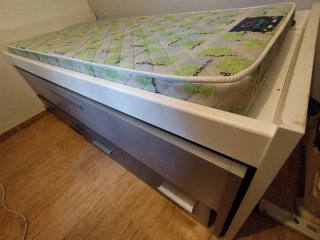 Cama nido con 2 colchones 100€