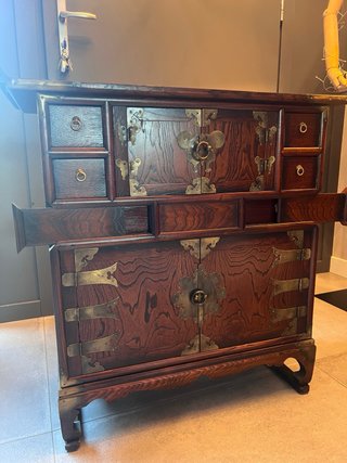 Mueble Coreano Madera con Herrajes