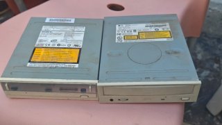 2 Grabadoras DVD LG y Sony Beige/Gris