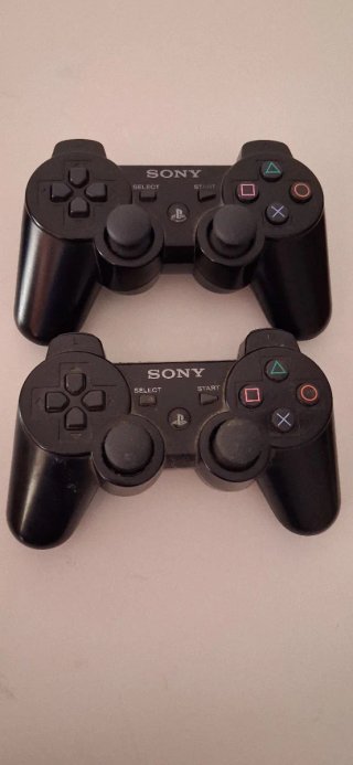 Consola PlayStation 3 Negra + 8 Juegos