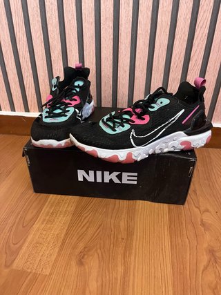 Nike React Vision Negro Rosa