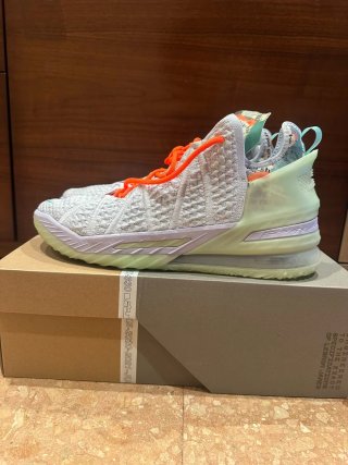 Nike Zapatillas Baloncesto LeBron XVIII