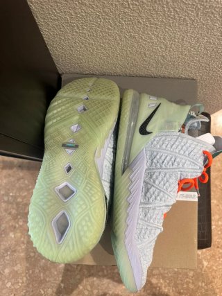 Nike Zapatillas Baloncesto LeBron XVIII