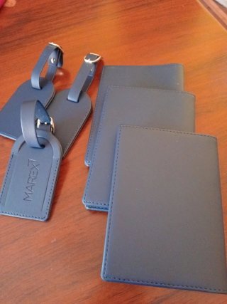 Carteras Pasaporte Marex Azul + 3 Etiquetas Viaje