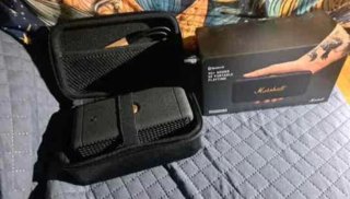 Altavoz Marshall Bluetooth con estuche