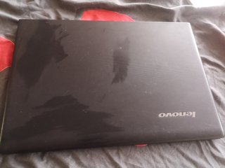 Portátil Lenovo IdeaPad 100-15IBD + Cargador
