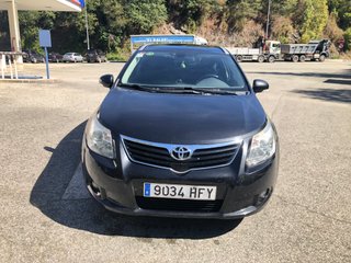 Toyota Avensis 2011
