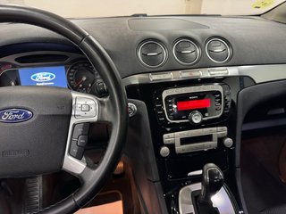 Ford S-MAX 2011