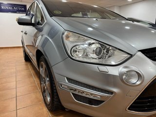 Ford S-MAX 2011