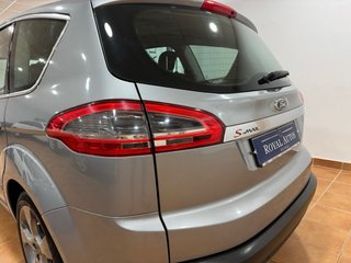 Ford S-MAX 2011