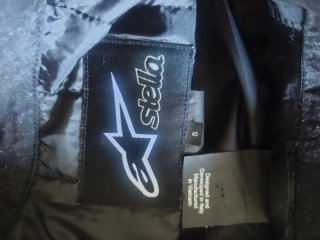 Chaqueta Alpinestars Moto Negra y Rosa