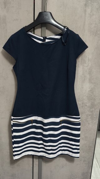 Vestito blu e bianco a righe