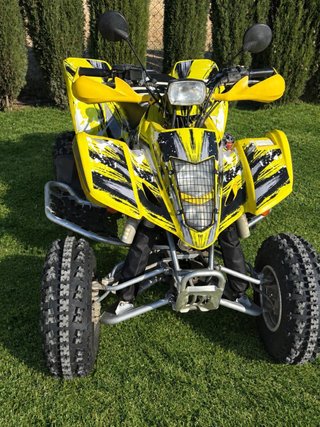 Suzuki LTZ 400