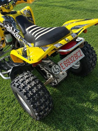 Suzuki LTZ 400