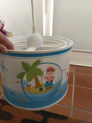 Lámpara infantil pirata