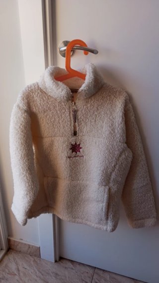 Chaqueta polar Quechua blanca