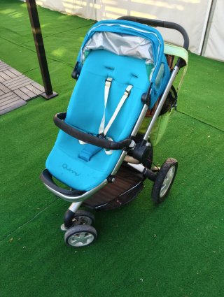 Carrito de bebé Quinny azul