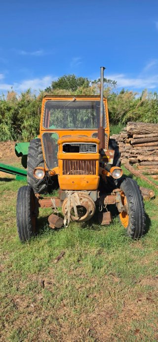 Tractor Fiat 750 Special