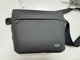 Dron DJI Mini 2 SE Fly More Combo