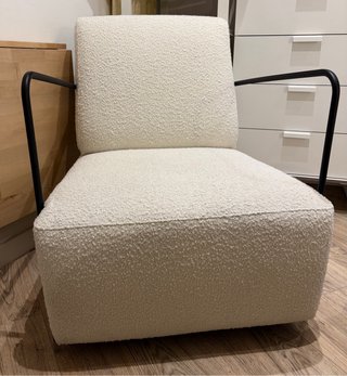 Butaca individual Kave Home beige modelo Gamer