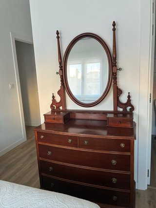 Dormitorio completo madera maciza tallada