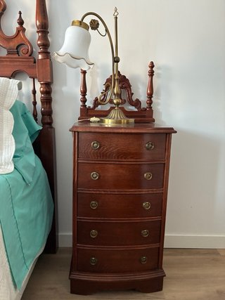 Dormitorio completo madera maciza tallada