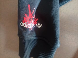 Adidas Y2K  Graffiti