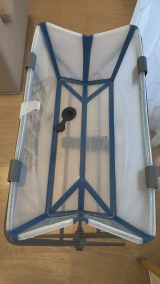 Bañera Stokke Flexi Bath con patas