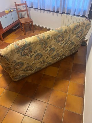 Sofá clásico 3 plazas tela y madera