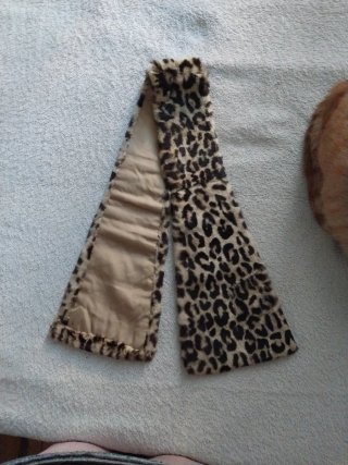 Cuello vintage estampado leopardo
