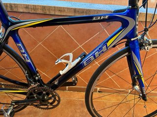 Bicicleta de carretera BH de carbono mejorada