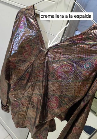 Blusa fiesta dorada y multicolor