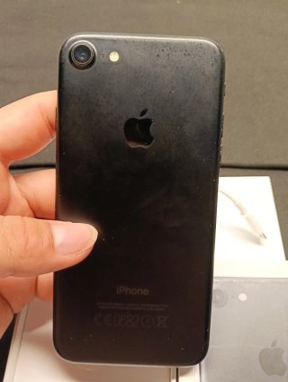 iPhone 7 32GB Negro con Caja y Cargador